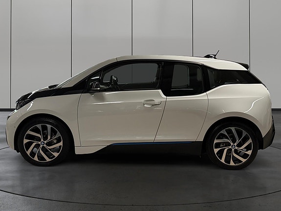 BMW i3 2 of 28