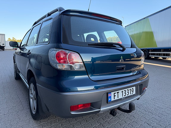 Mitsubishi Outlander 10 of 30