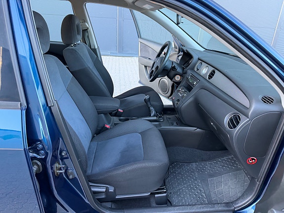 Mitsubishi Outlander 21 of 30
