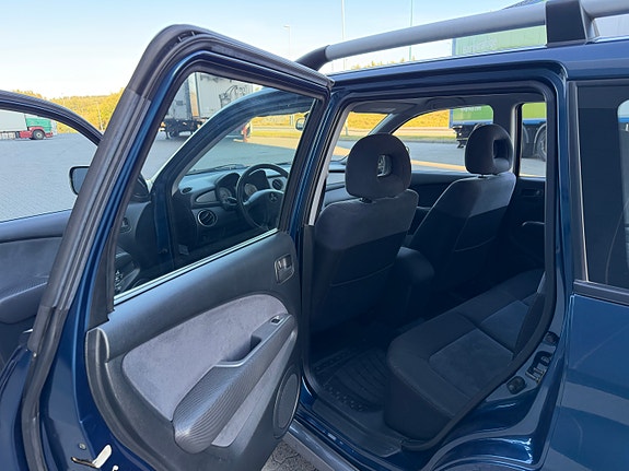 Mitsubishi Outlander 15 of 30