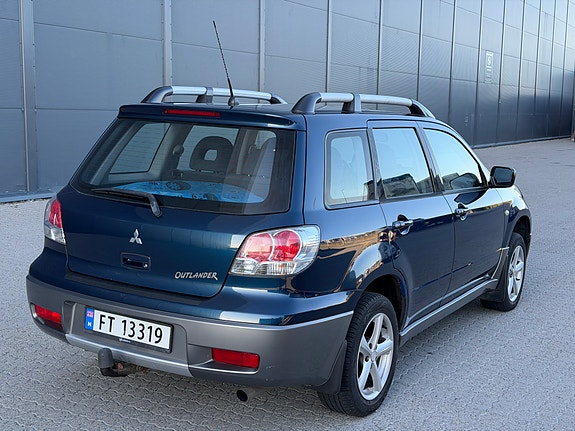 Mitsubishi Outlander 9 of 30