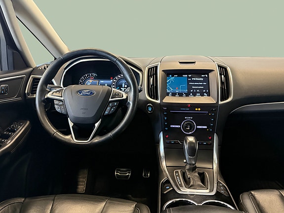 Ford S-MAX 23 of 30