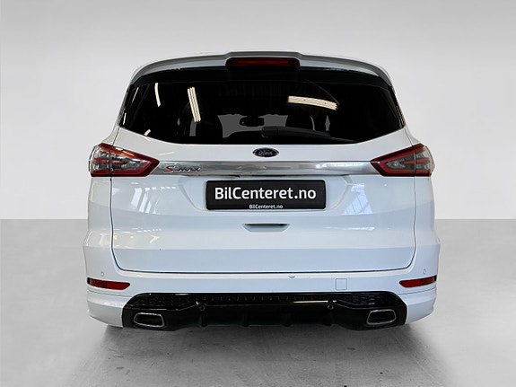 Ford S-MAX 8 of 30