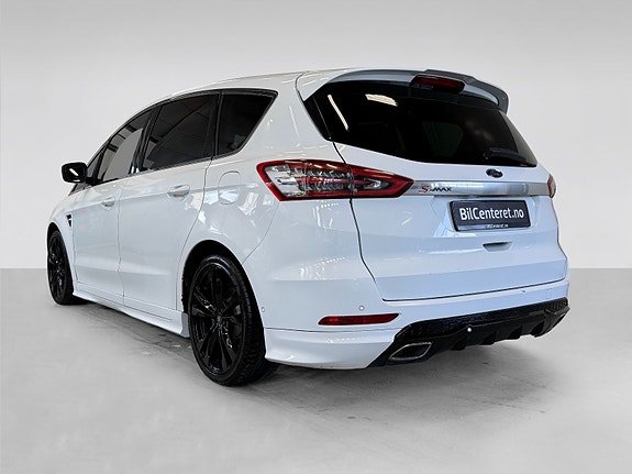 Ford S-MAX 9 of 30