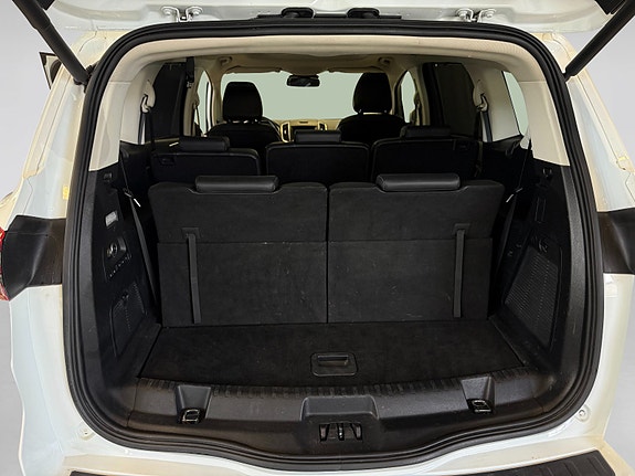 Ford S-MAX 22 of 30