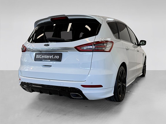 Ford S-MAX 7 of 30