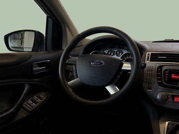 Ford Kuga 20 of 27