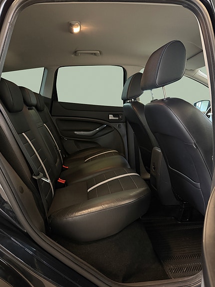 Ford Kuga 18 of 27
