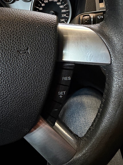 Ford Kuga 24 of 27