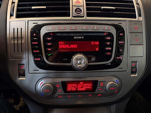 Ford Kuga 22 of 27