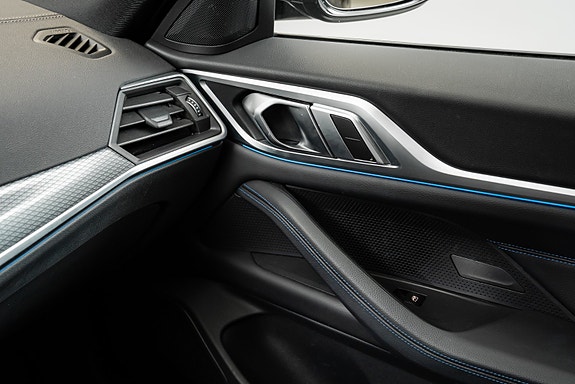 BMW i4 19 of 30