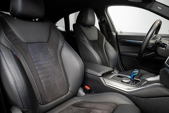BMW i4 29 of 30