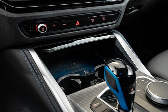 BMW i4 16 of 30