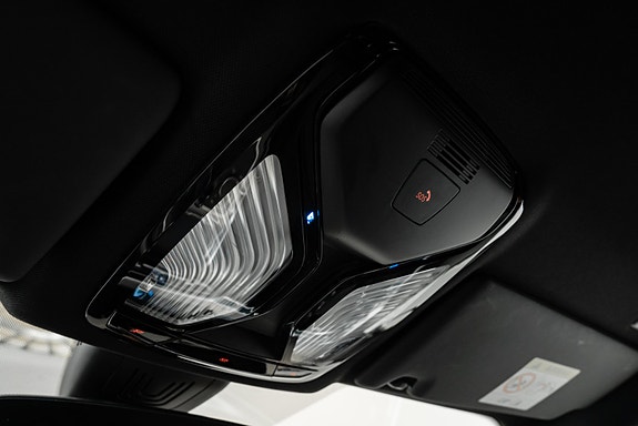 BMW i4 26 of 30