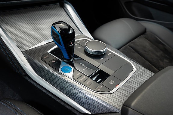 BMW i4 15 of 30