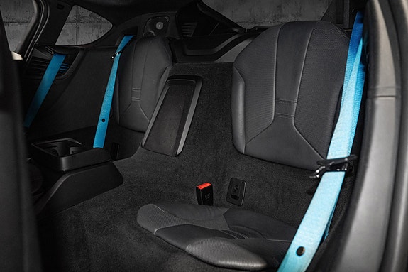 BMW i8 18 of 30