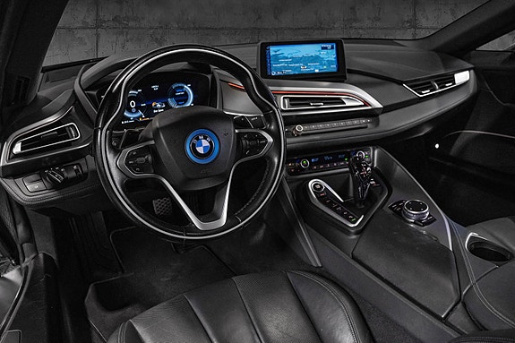 BMW i8 19 of 30