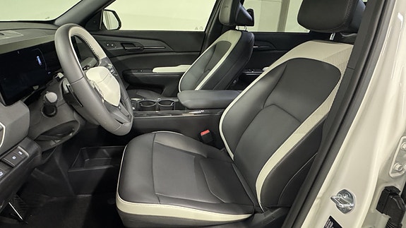 Kia EV5 12 of 30