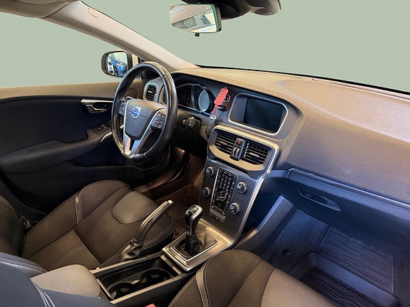 Volvo V40 16 of 30