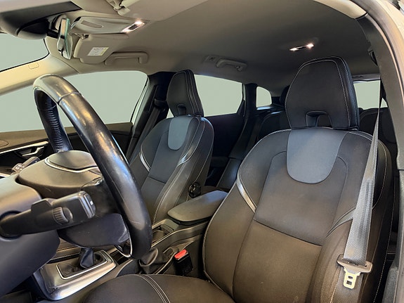 Volvo V40 9 of 30