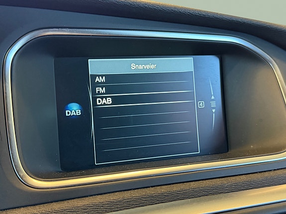 Volvo V40 22 of 30