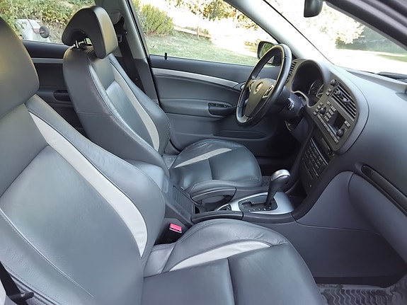 Saab 9-3 12 of 26