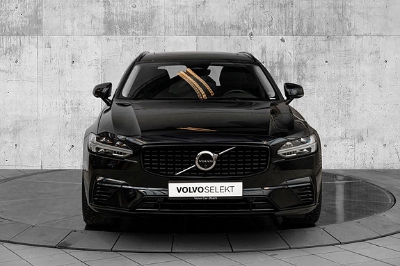 Volvo V90 4 of 27