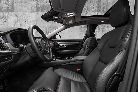 Volvo V90 11 of 27