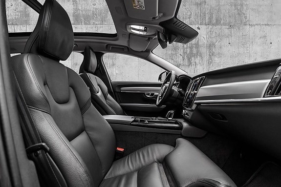 Volvo V90 23 of 27