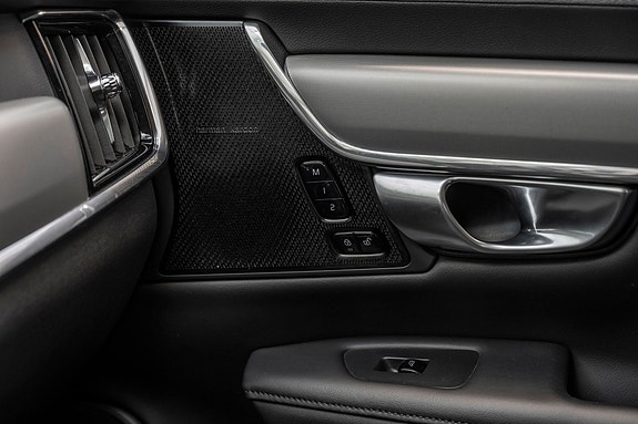 Volvo V90 22 of 27