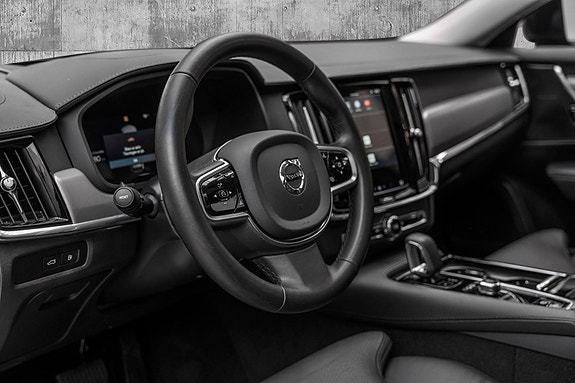 Volvo V90 14 of 27