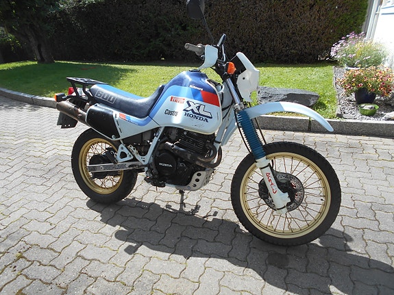 Honda XL 600 3 of 30