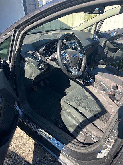 Ford Fiesta 20 of 26
