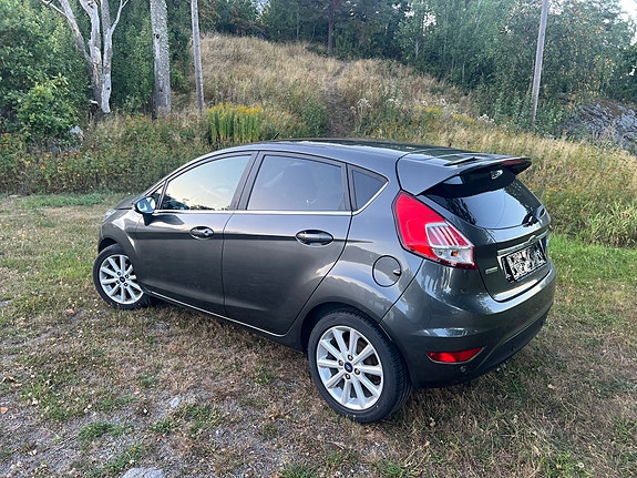 Ford Fiesta 8 of 26