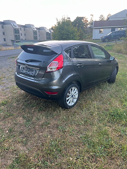 Ford Fiesta 3 of 26