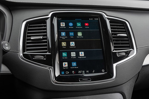 Volvo XC90 18 of 23