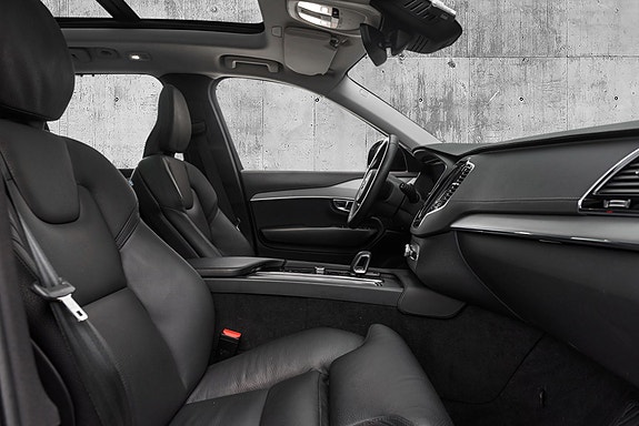 Volvo XC90 21 of 23