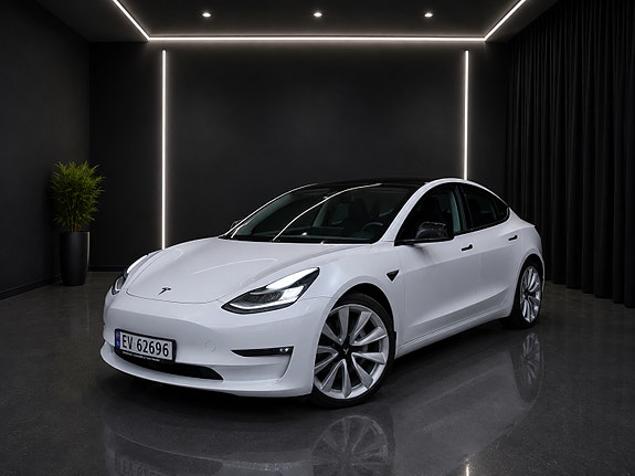 Tesla Model 3 2 of 30