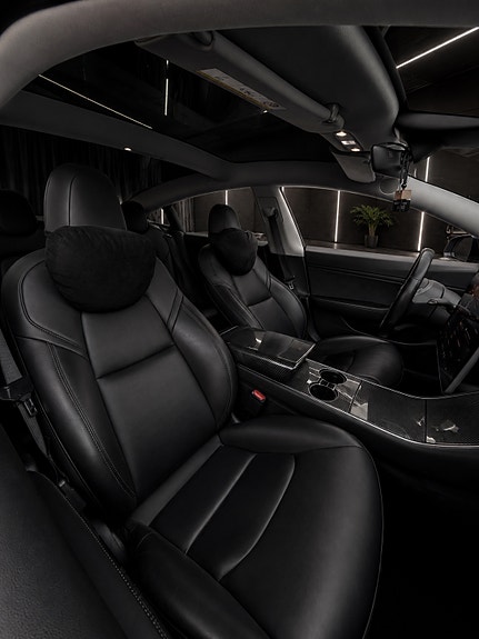 Tesla Model 3 14 of 30