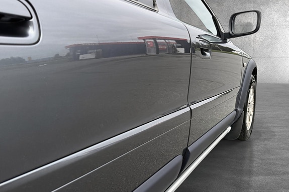 Volvo XC70 11 of 20
