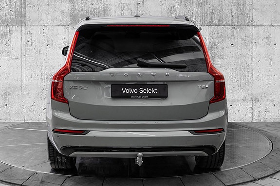 Volvo XC90 8 of 30