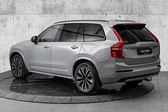 Volvo XC90 6 of 30
