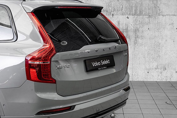 Volvo XC90 7 of 30