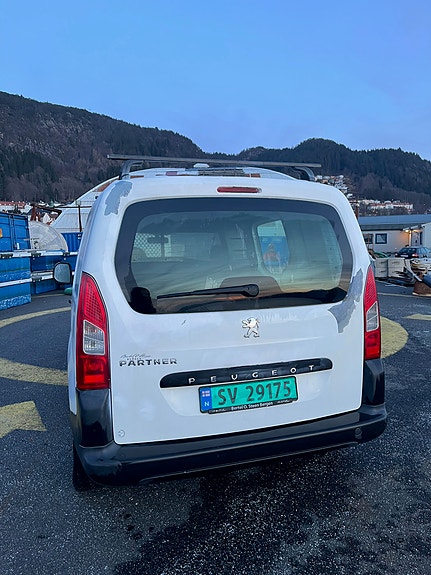 Peugeot Partner 4 of 15