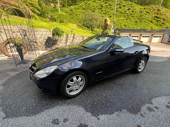 Mercedes-Benz SLK200 5 of 7