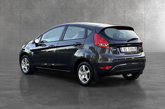 Ford Fiesta 7 of 28
