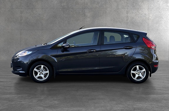 Ford Fiesta 8 of 28