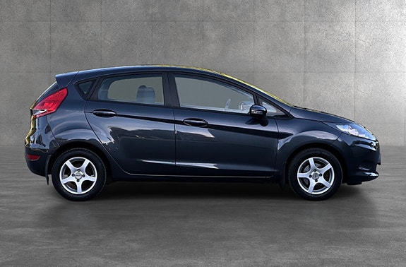 Ford Fiesta 4 of 28