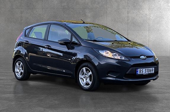 Ford Fiesta 3 of 28