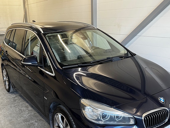 BMW 220d 7 of 30